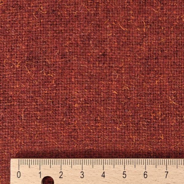 Rouhea, ruosteenpunainen tweed-villakangas pukuihin ja takkeihin