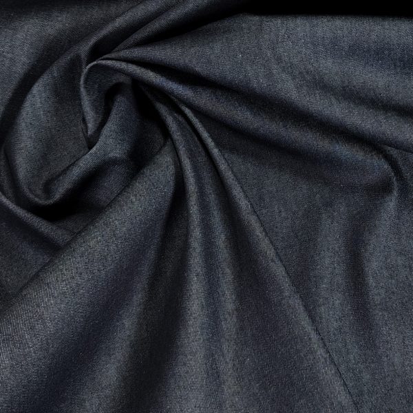 Aito täyspuuvillainen denim farkkukangas - Indigolla kyyppivärjätty, kutistettu