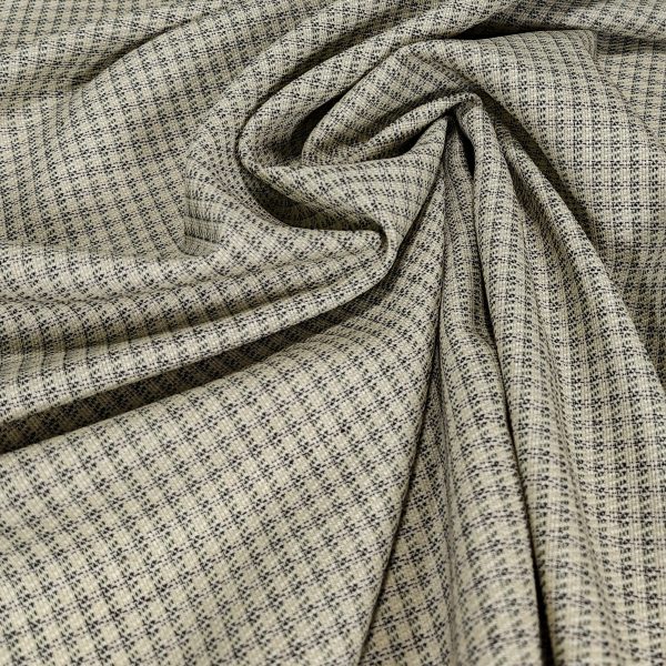 Kevyt ruudullinen pukuvillakangas - täysvilla