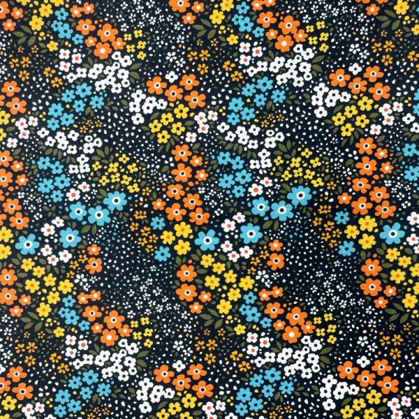 perkaalipopliini-retro-kukkameri
